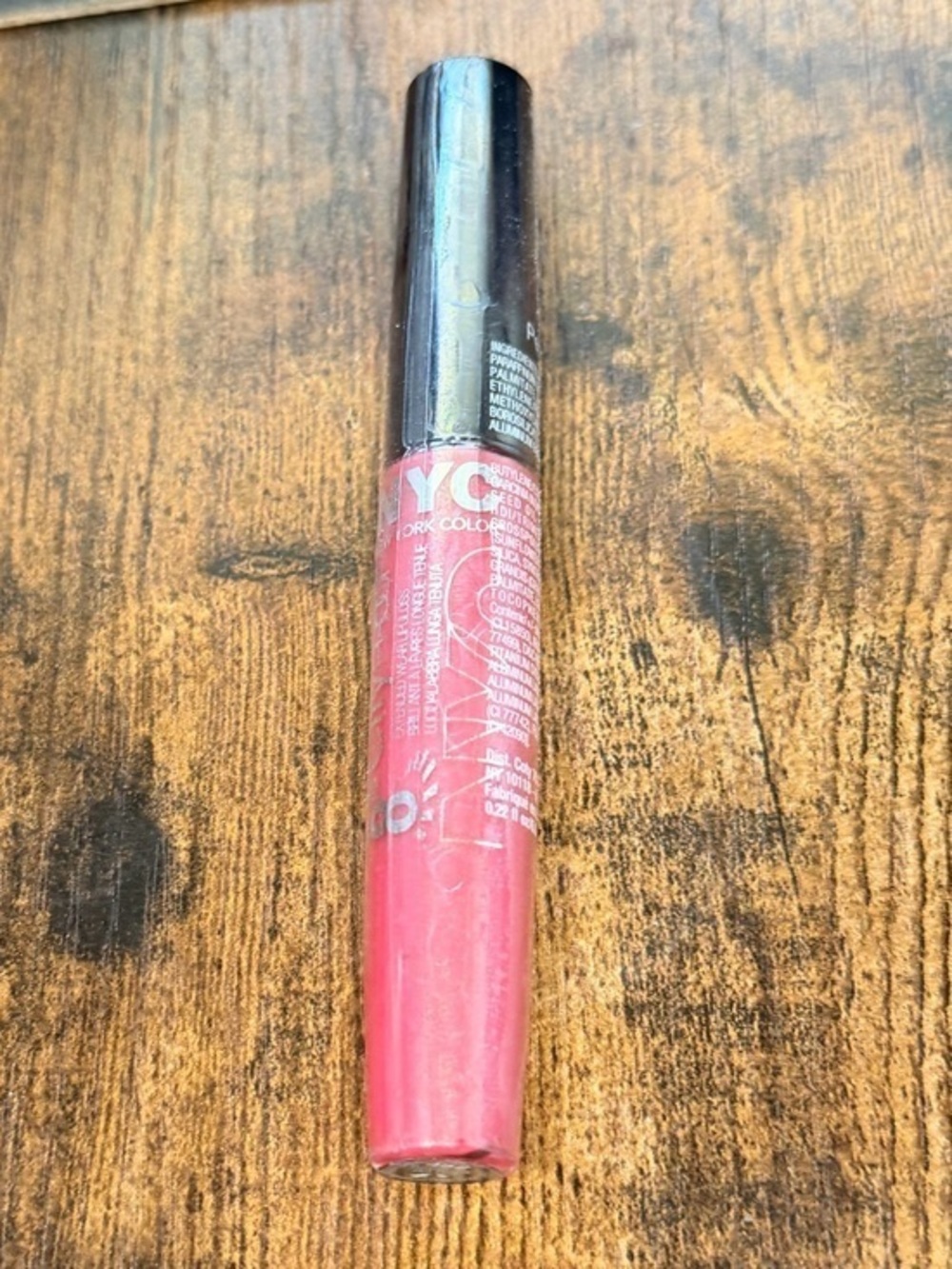 NYC PERPETUALLY HOT PINK 8hr wear Lip Gloss